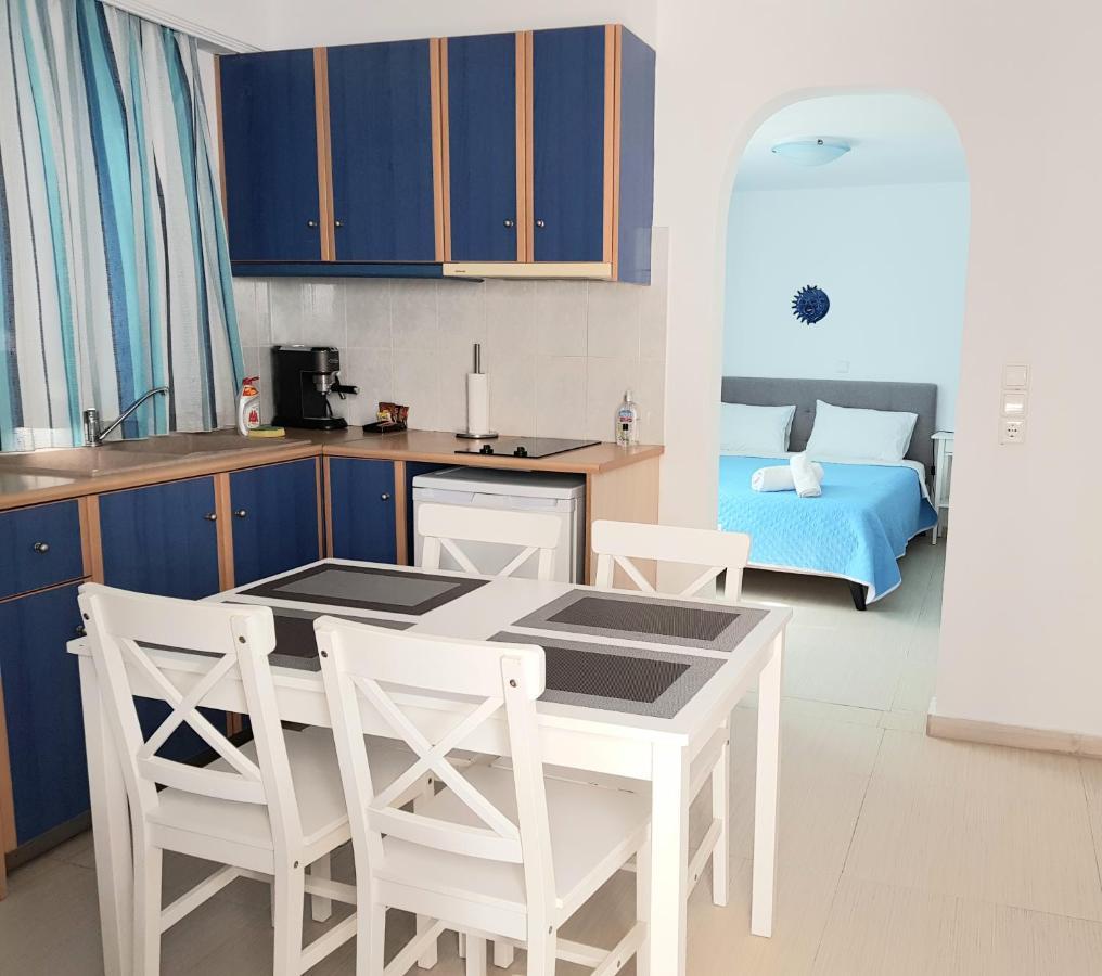 Ferienwohnung White & Blue Perivolos  Exterior foto